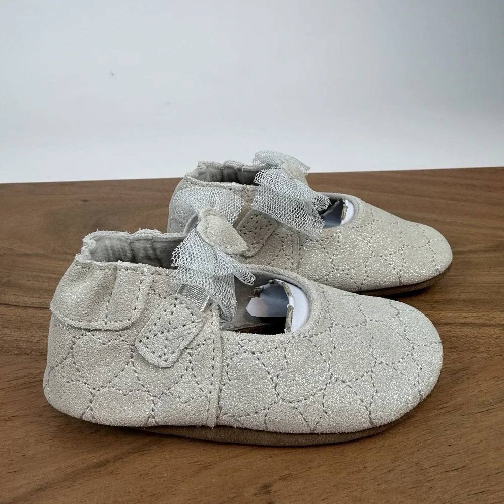 New Infant Robeez Soft Soles Desiree Silver Leather Casual Shoes Sz 12-18 Months